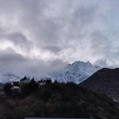 Alpine Village Views Queenstown Exterior foto