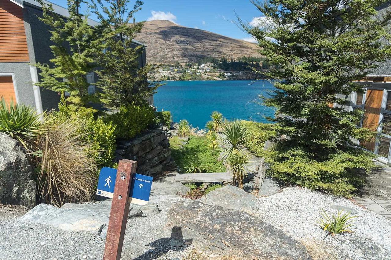 Alpine Village Views Queenstown Exterior foto